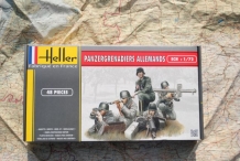 images/productimages/small/German Wehrmacht Infantry Heller 49606 1;72 voor.jpg